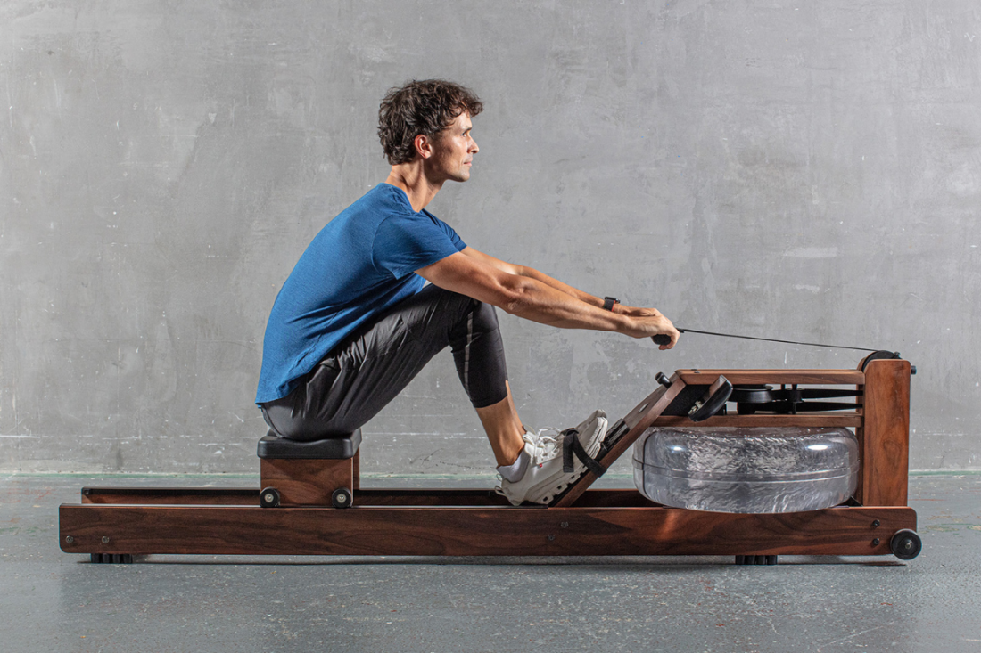 Гребний тренажер для дому WaterRower Classic Walnut S4 водний дерев'яний професійний
