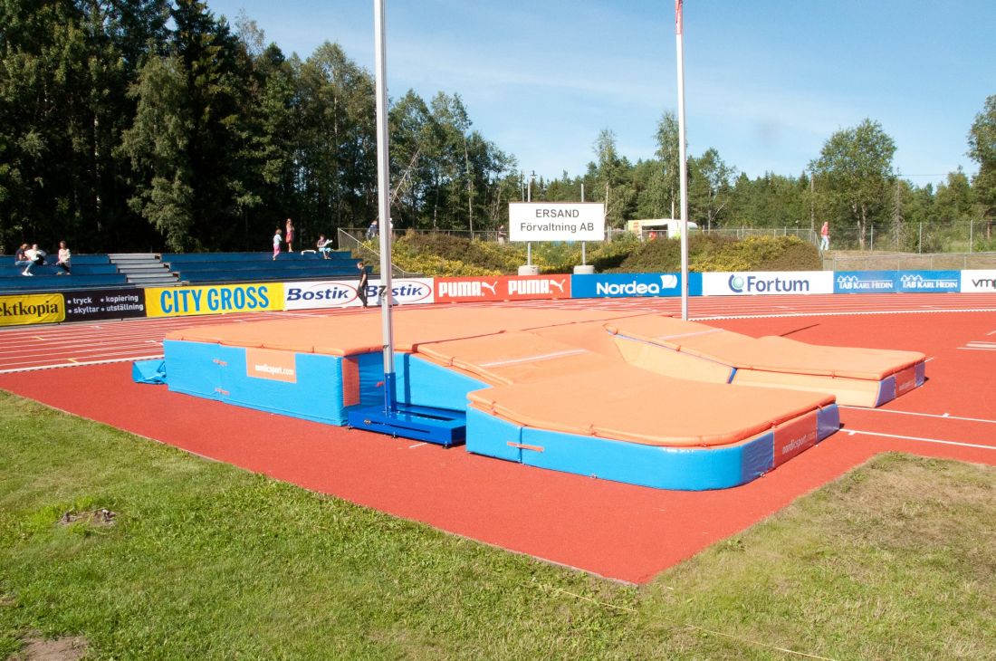 Мат для стрибків з жердиною Nordic Sport Pole Vault Pit Champion 2, WA сертифікат