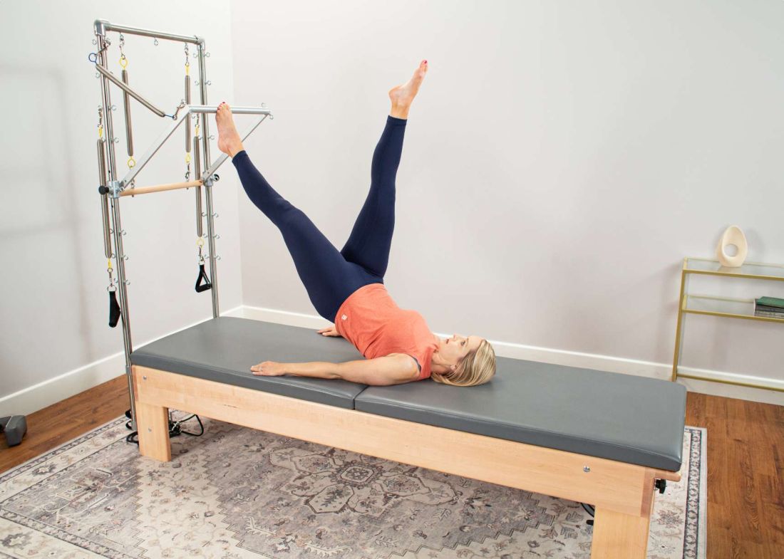 Реформер для пілатесу з вежею та матом Balanced Body Studio Reformer Revo MTO (BB-11949C-Storm, сірий)