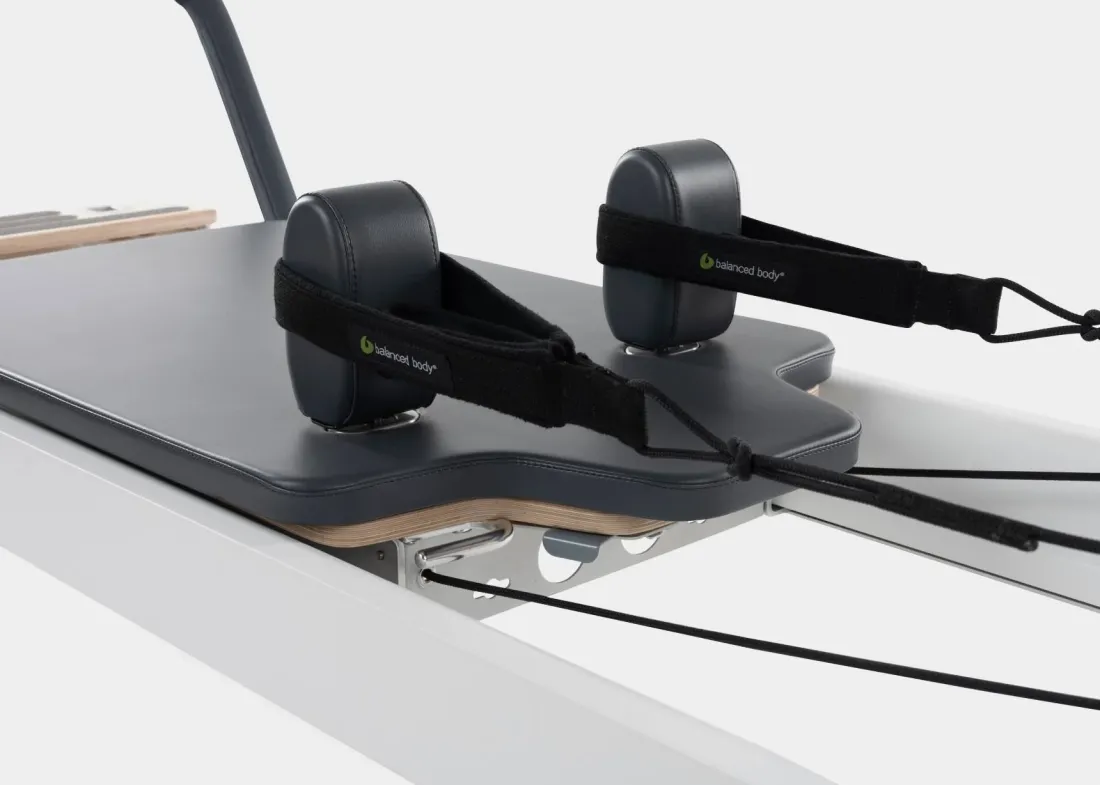 Реформер тренажер для пілатесу Allegro 2 Balanced Body Standard Steel Footbar (стандартна комплектація без додаткових ніжок)