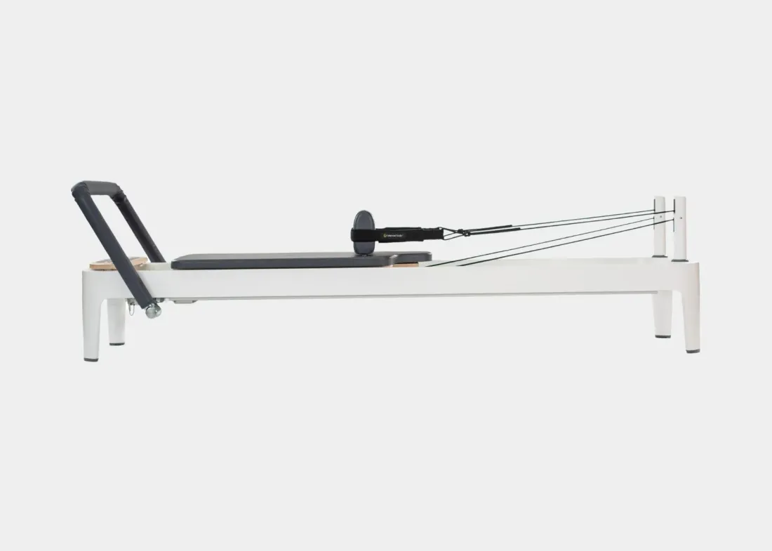 Реформер тренажер для пілатесу Allegro 2 Balanced Body Standard Steel Footbar (стандартна комплектація без додаткових ніжок)