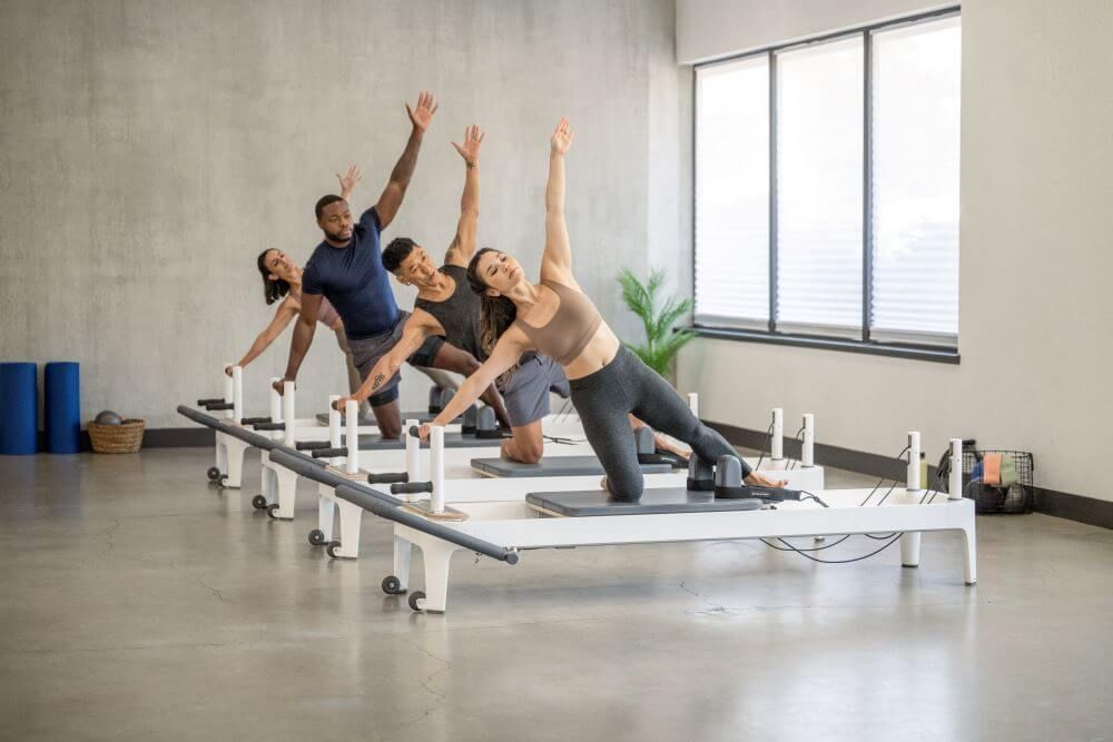 Реформер тренажер для пілатесу Allegro 2 Balanced Body Standard Steel Footbar (стандартна комплектація без додаткових ніжок)