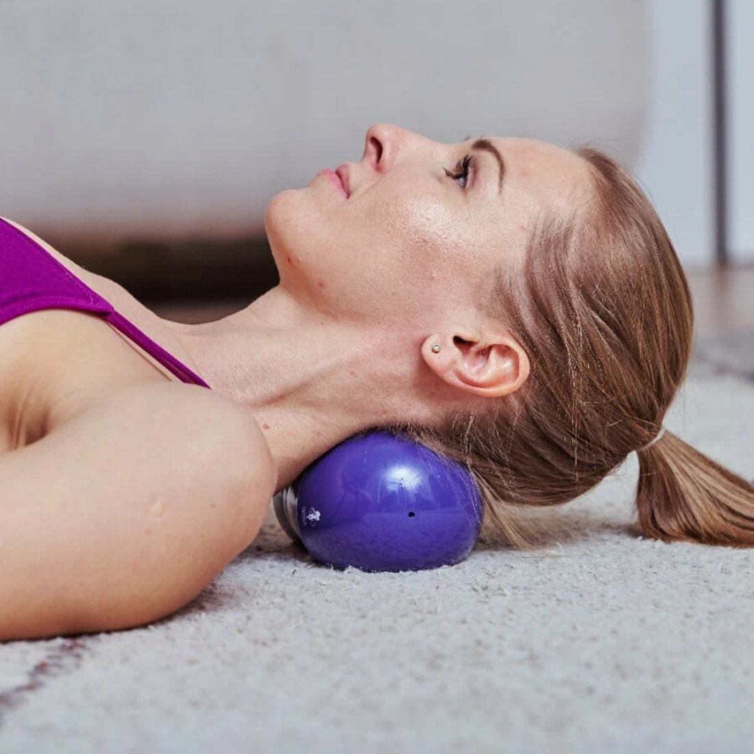 Ролик для масажу Franklin Method Fascia Roll, МФР-рол «Арахіс» 16×9,5 см