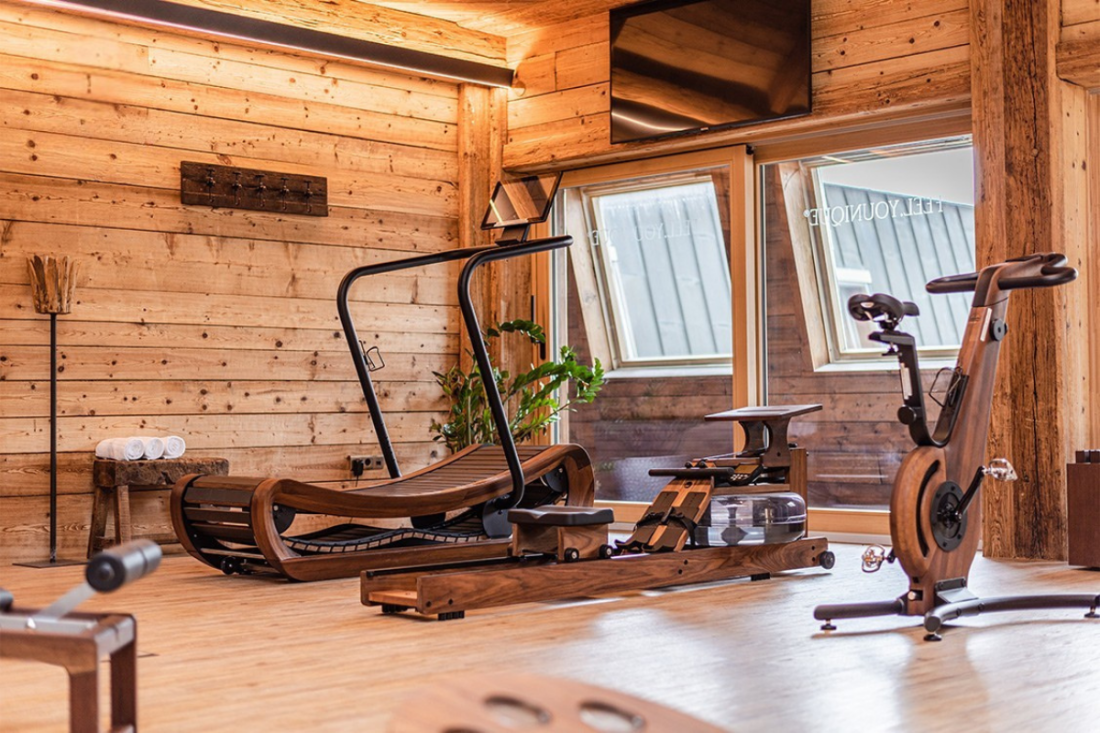 Гребний тренажер для дому WaterRower Classic Walnut S4 водний дерев'яний професійний