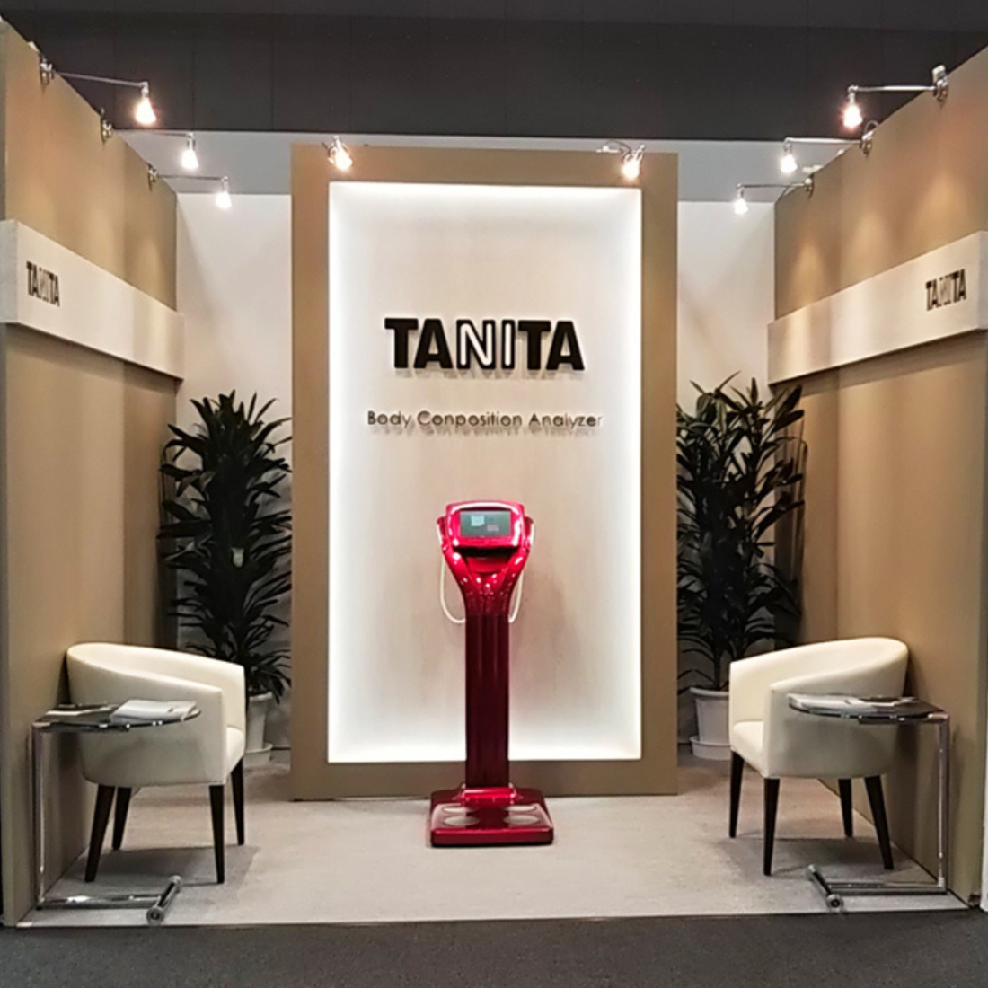 Ваги Tanita MC-980MA PLUS Red професійний медичний аналізатор складу тіла