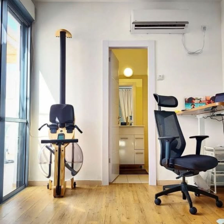 WaterRower A1 Studio Ash силовий тренажер для греблі з водою компактний, дерев'яний, для дому