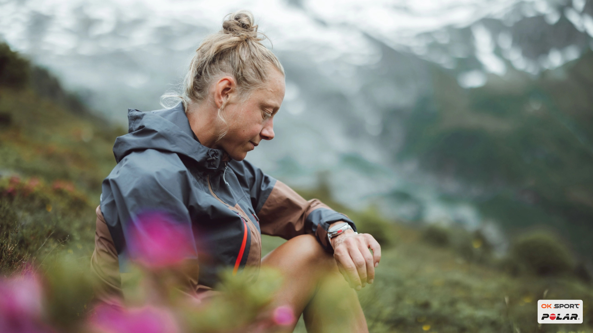 Жіночий спортивний годинник Polar Vantage V3 колір Sunrise Apricot
